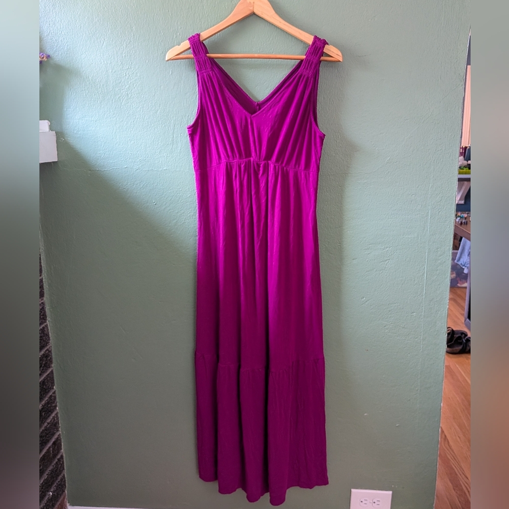 Isabel Maternity by Ingrid & Isabel Ruched Maxi Dress M